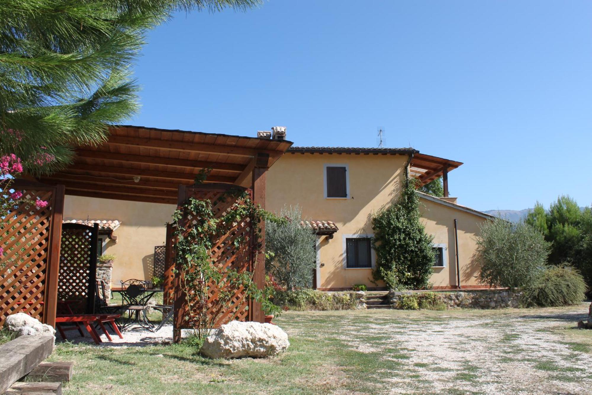Villa La Casa Di Gelsomino Massa Martana Exterior foto